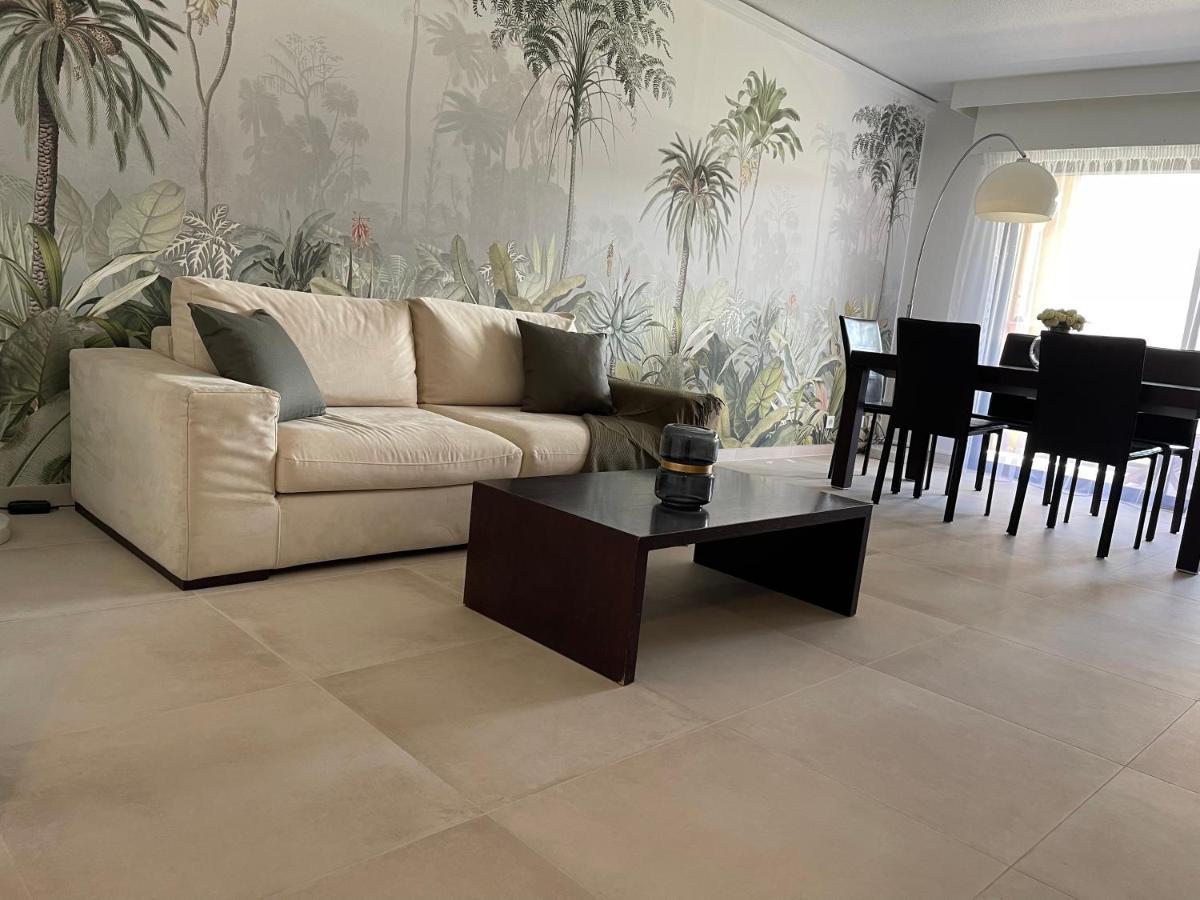Domaine D'Ahmosis, modern 2 bedrooms refurbished apartment, f3 moderne fraichement rénové Le Cannet Esterno foto