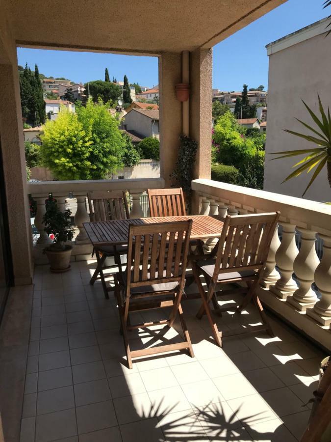 Domaine D'Ahmosis, modern 2 bedrooms refurbished apartment, f3 moderne fraichement rénové Le Cannet Esterno foto